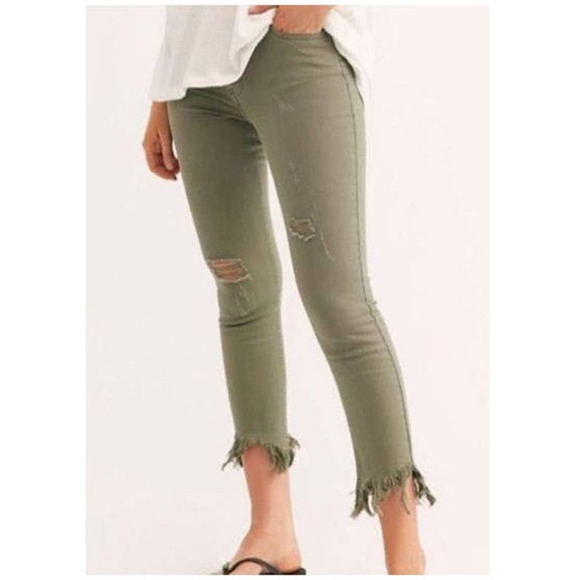Free People Green Great Heights Distressed Skinny Crop Jeans Size 25 - Picture 2 of 10